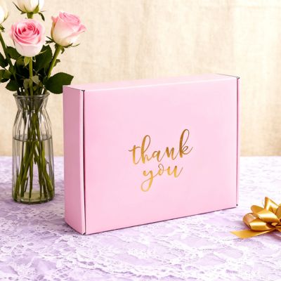 Kemasan Hadiah Biodegradable yang Dapat Didaur Ulang Bergelombang Sepatu Pakaian Busa Bergaris Pengiriman Pos