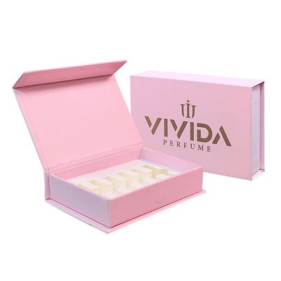 Logo Pelanggan Luxury Cardboard Magnetic Closure Skincare Packaging Box untuk Lipstick