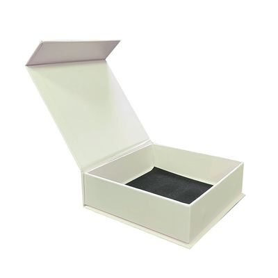 Kotak Kemasan Magnetik Tonjolan UV Hot Stamping Kothak Kardus Kekuatan Kemasan