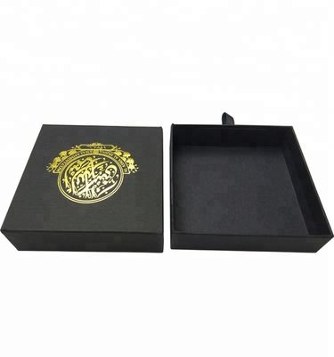 Luxury Hot Stamping Black Box Gift Packaging Dengan Cetakan CMYK