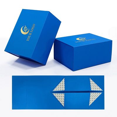 157g Art Paper 1000g Cardboard Custom Luxury Rigid Gift Box untuk Pakaian Sweater Sepatu