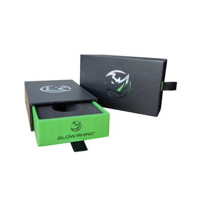 Green Paper Cardboard Stock Gift Box untuk Keychain Mobil Tarik Keluar Laci Custom EVA Insert