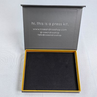 Fashion Luxury Hair Brush Black Gift Box Set dengan EVA Foam dan Gold Foil Printing Handling