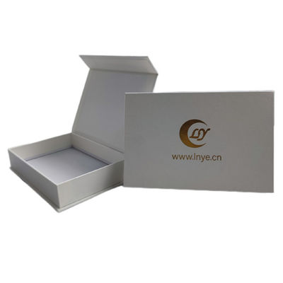 Kotak Hadiah Magnetik Karton Gading Putih Perak Mutiara Dengan Logo Percetakan Kemasan Khusus