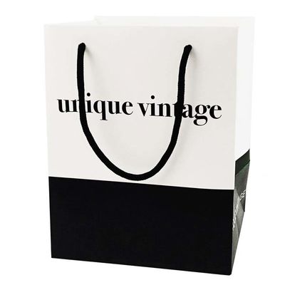 OEM Desain Disesuaikan Mewah Matte Gift Shopping Paper Bag Dengan Logo Untuk Pakaian Sepatu