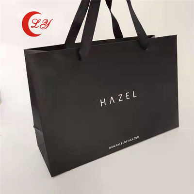 Tas Kertas Hadiah Hitam Ramah Lingkungan dengan Logo Anda sendiri Terbuat dari Bahan Daur Ulang