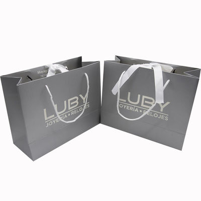 Hot Stamping Custom Luxury Gift Bags Recyclable Kraft Shopping Bags Dengan Handle