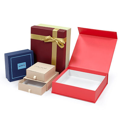 Kemasan Hadiah Mewah Pribadi Kotak Kertas Kekuatan Magnetik dengan Flap Magnetik