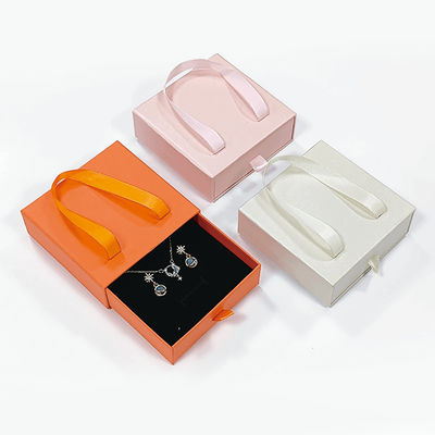 Custom Small Luxury Black Cardboard Paper Box Fashion Perhiasan Hadiah Laci Slide Packaging Box Dengan Logo Anda Sendiri