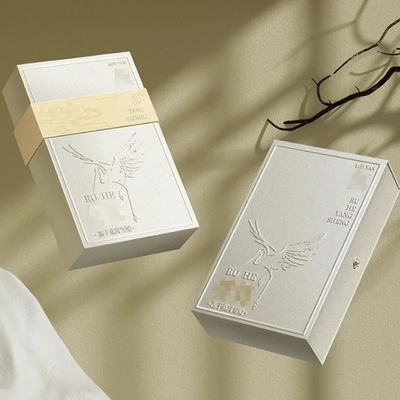 Custom Printing Kosmetik Lingkungan Ringan Lipstick Tiga dalam Satu Lip Gloss Packaging Gift Set Box Packaging