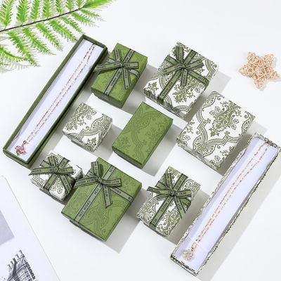 Custom Dark Green Cardboard Paperboard Packaging Box For Jewelry Necklace Bracelet Rings Drawer Gift With Printed Logo Perhiasan dengan logo yang dicetak