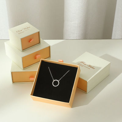 Custom Cosmetic Set Stikt Pull-Out Sliding Drawer Perhiasan Pembungkusan Hadiah Kotak Kertas Dengan Insert