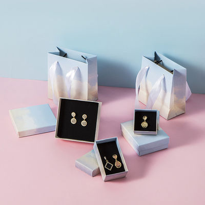 Logo Custom Luxury Karton Perhiasan Kotak Cincin Earrings Kalung Gelang Rangka Dasar Ketahanan Perhiasan Kemasan