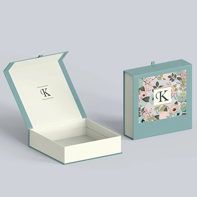 Custom Gift Packaging Box Untuk Makeup Hadiah Ulang Tahun Dalam Bahan Karton