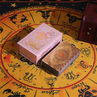 Kotak Tarot Mewah Kartu Tarot Kaku Kustom Penutup Magnet Bentuk Buku Dekoratif Kotak Hadiah Buku Palsu