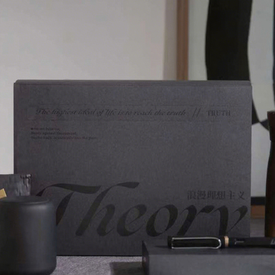 Eco-Friendly Custom Zipper Mailer Box Kardus bergelombang dengan Black Matte Lamination UV Varnishing
