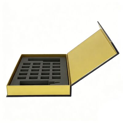 Luxury Premium Magnetic Closure Flip Top Rigid Cardboard Package Box Matte Paper Gift Box untuk kosmetik